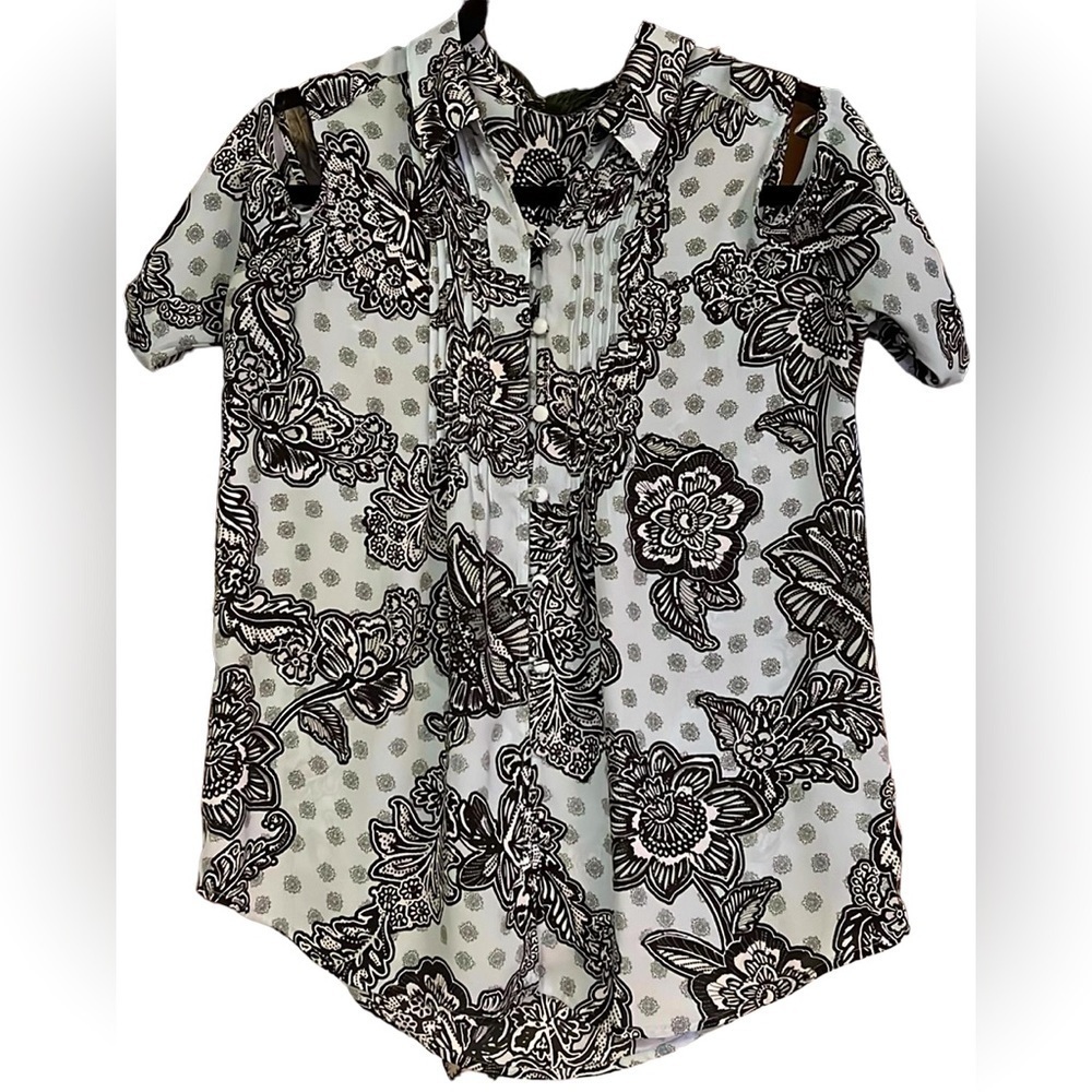 EXPRESS Black/Pale Blue/Cream Floral Cold Shoulder Button Up Blouse, Small, GUC.